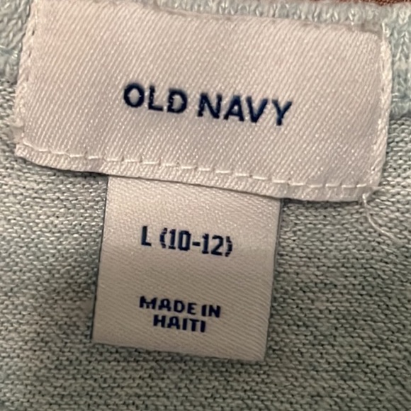 Old Navy Sweatshirt in Green - Picture 8 of 11